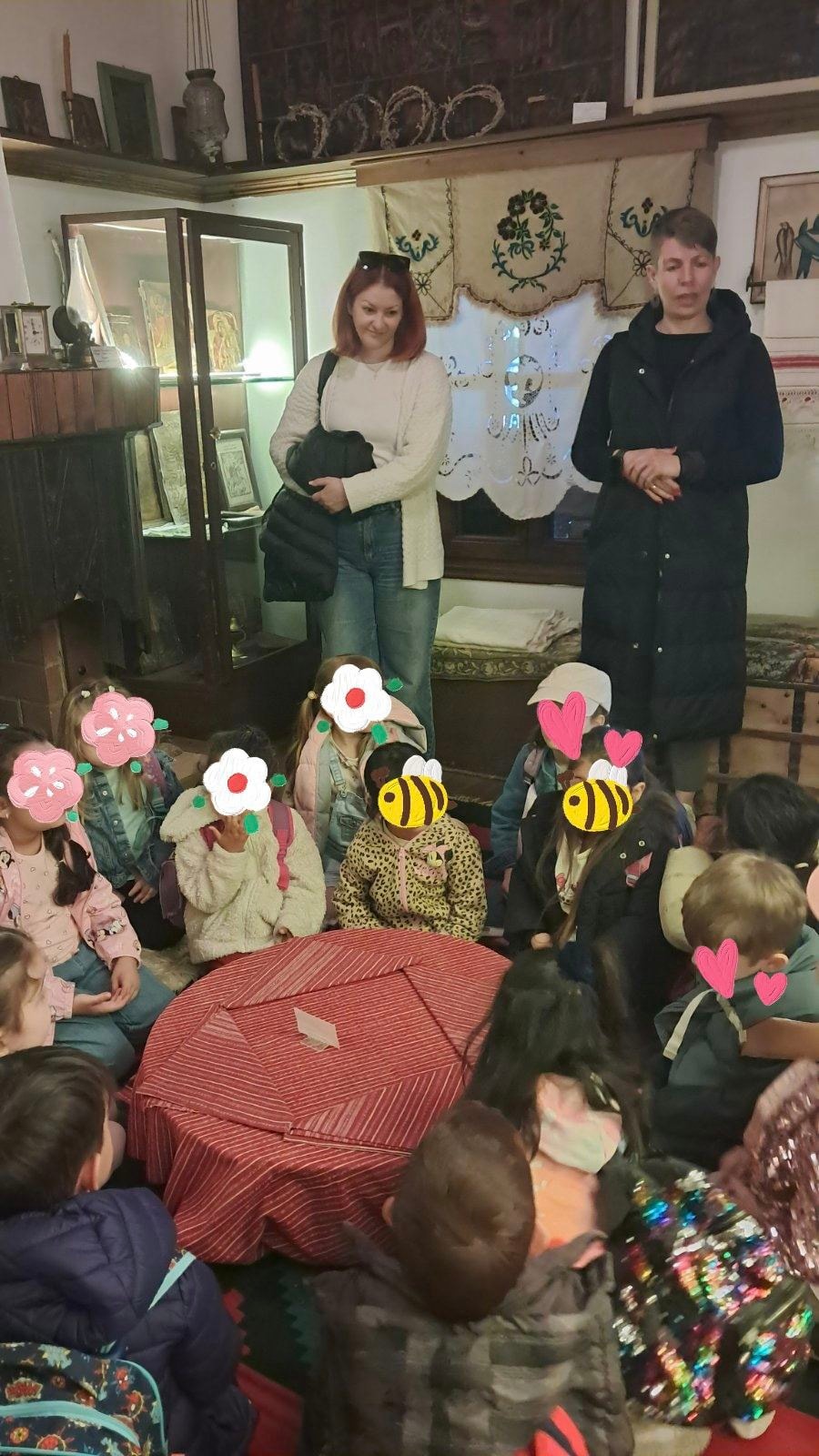 Visit of the Iasmos Kindergarten to the Museum